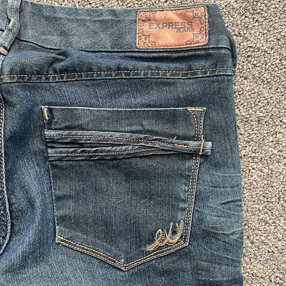 Jeans - Picture 3 of 5